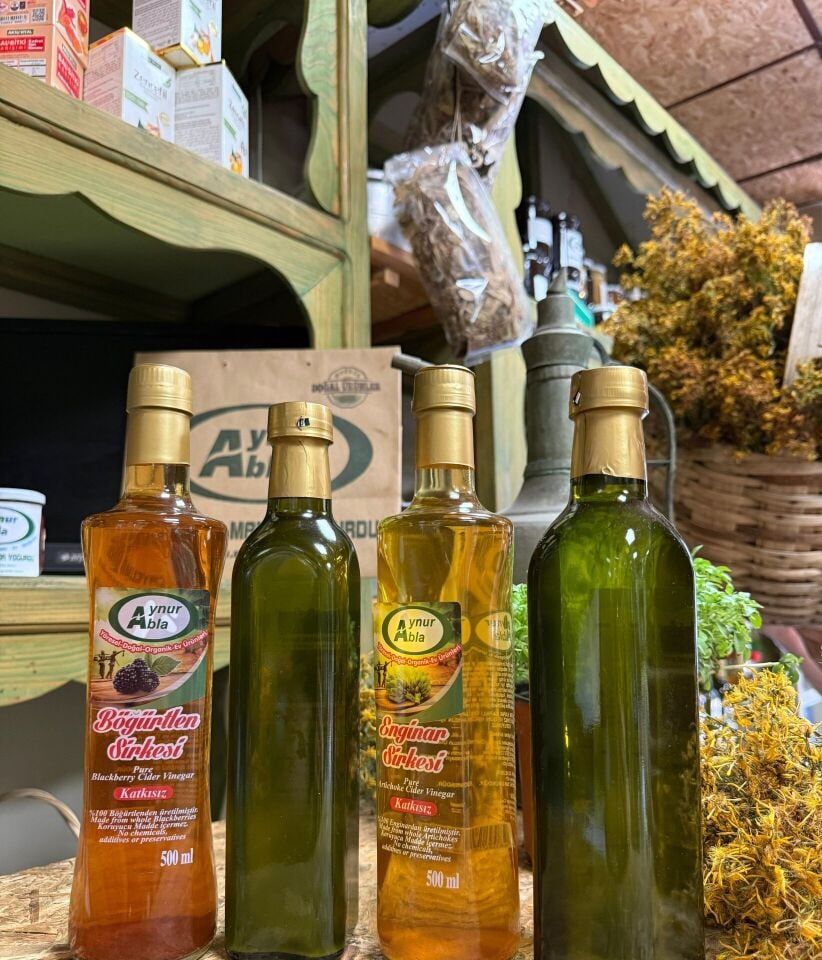 Doğal Böğürtlen Sirkesi